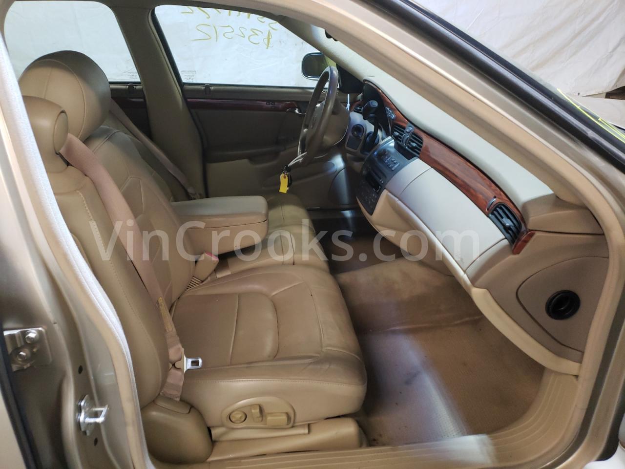 1G6KD54Y45U140002