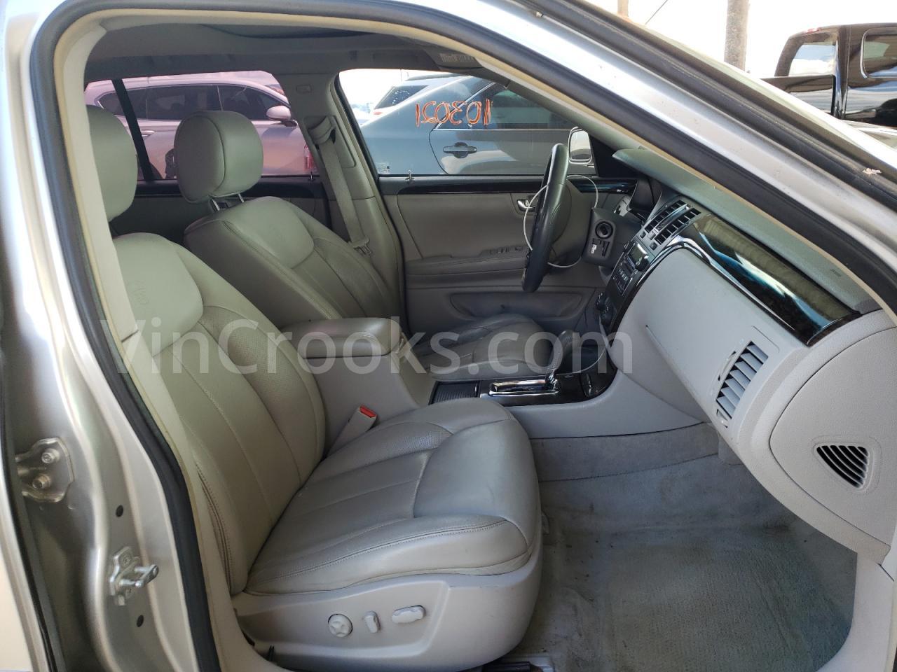 1G6KD57Y88U183984
