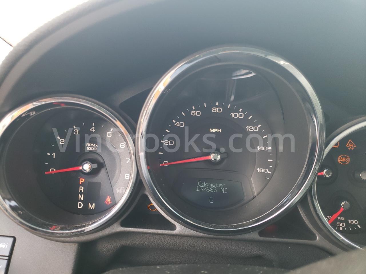 1G6DR57VX80163128