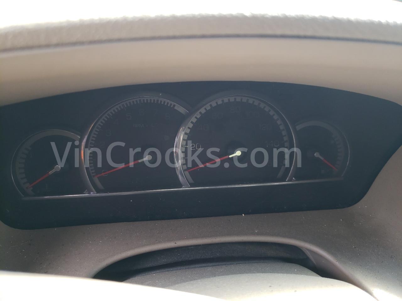1G6DW67V380103920