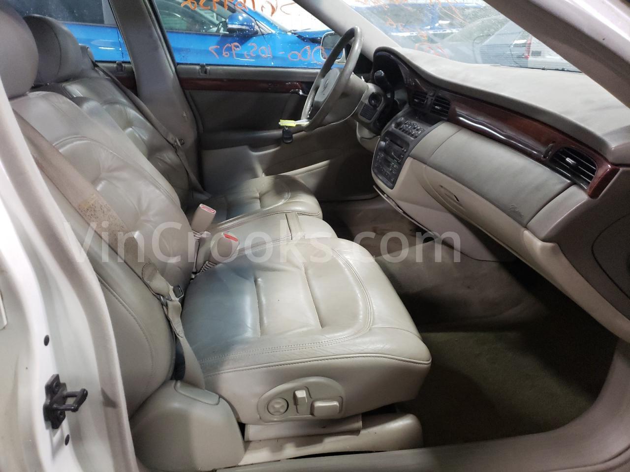 1G6KD54YXYU209747