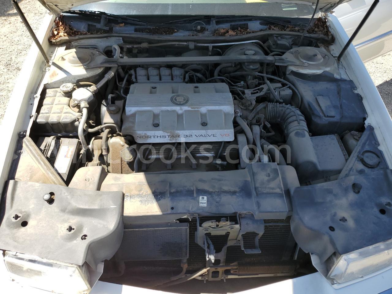 1G6ET1295SU608500