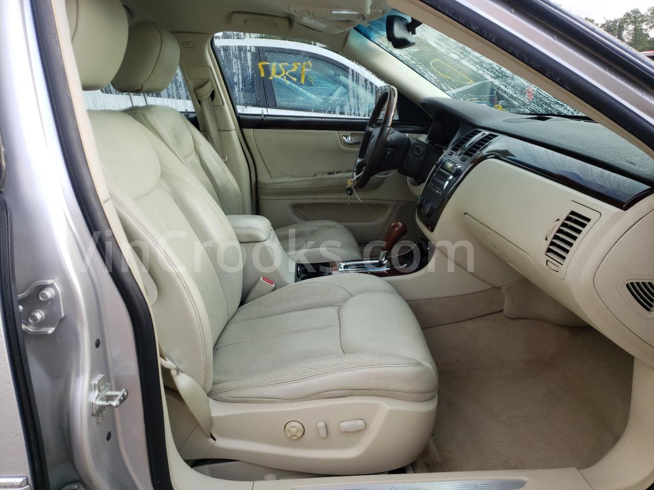 1G6KD57Y19U129573