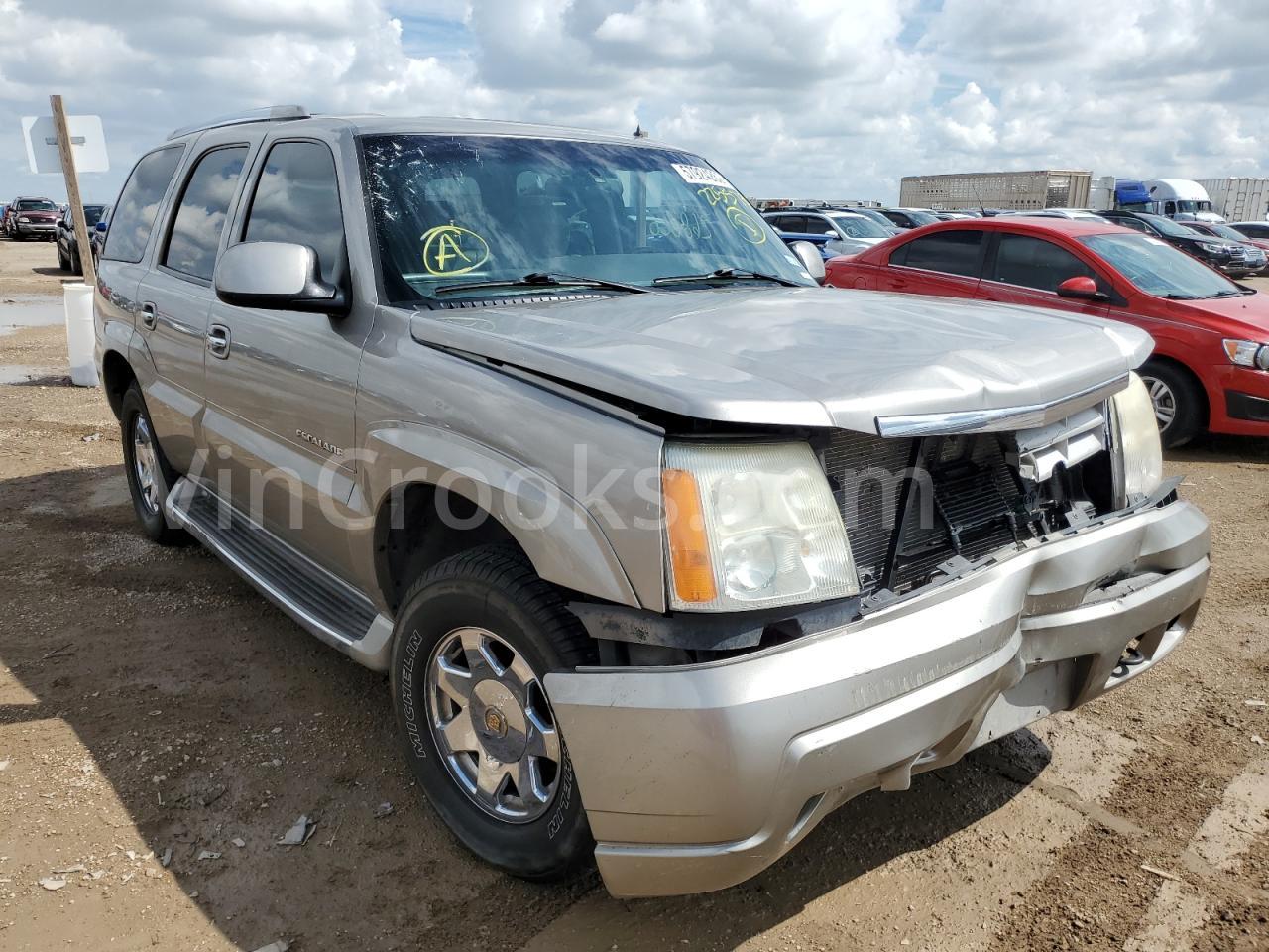 1GYEC63TX2R225573